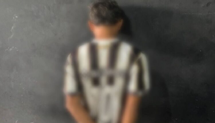 Jovem preso após enforcar e dar soco em idosa, de 102 anos, para roubar R$ 100