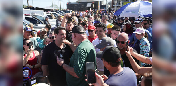 Ratinho Junior anuncia projeto de marina de R$ 100 milhões em Pontal do Paraná