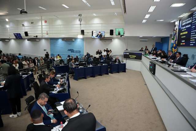 Vereadores votam empréstimos de R$ 150 milhões nesta terça