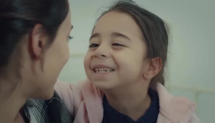 Cena da novela Mãe. Foto: Reprodução/Record