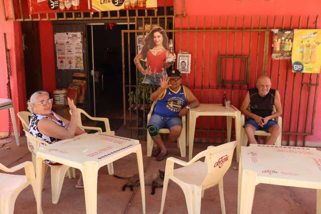 Bar do Paraguai tem história de amor e cerveja gelada no Vivendas do Parque