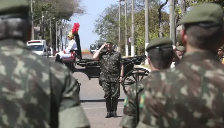 Tomaz Silva/Agência BrasilQuase metade do orçamento da Defesa foi para inativos e pensões militares em 2025