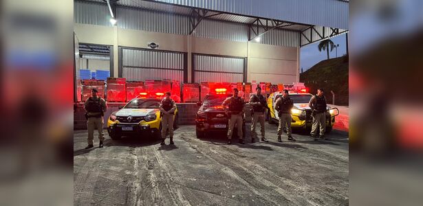 PM apreende cerca de R$ 15 milhões em produtos ilícitos em Irati