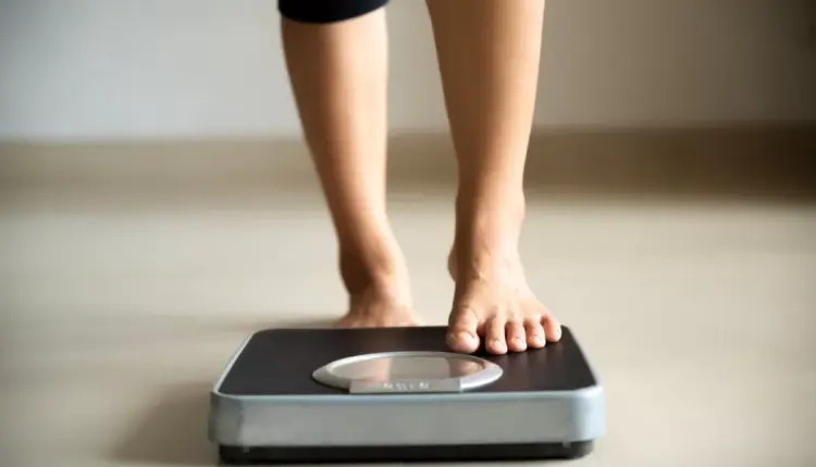 O peso na balança estagnou? Entenda o que é o efeito platô e como superá-lo