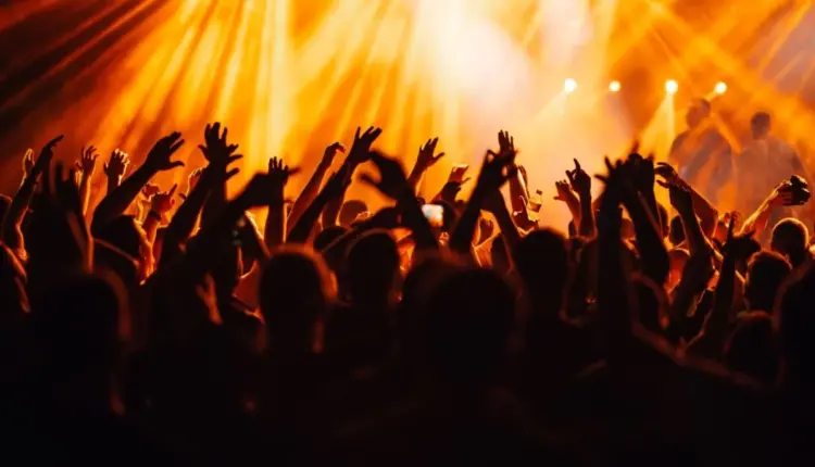 Veja como proteger a audição em shows e festivais de música