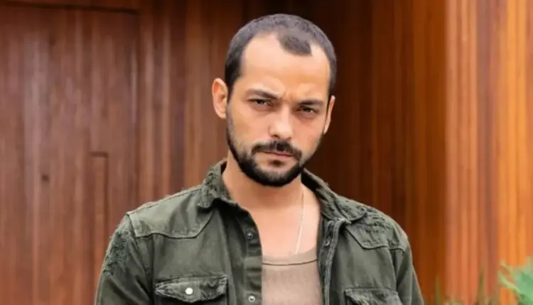 Eduardo Sterblitch é escalado para o elenco de 'Paraíso Perdido'