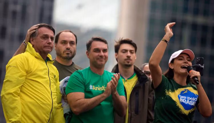 PL enfrenta disputas internas e crise de liderança após a prisão do ex-presidente